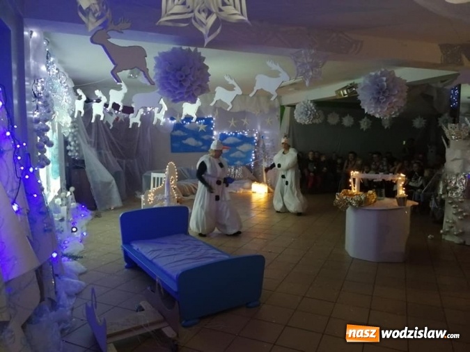 Zdjęcie w galerii na portalu naszwodzislaw.com: Mikołaj w Zespole Placówek Szkolno-Wychowawczo-Rewalidacyjnych wiadomości z regionu