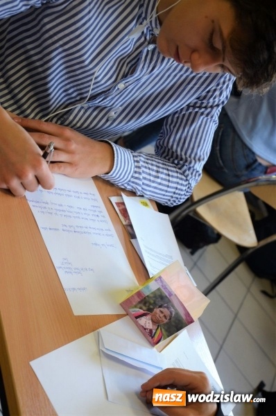 Zdjęcie w galerii na portalu naszwodzislaw.com: Maraton Pisania Listów w Tischnerze za nami! wiadomości z regionu