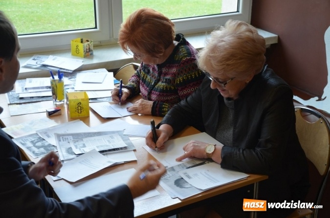 Zdjęcie w galerii na portalu naszwodzislaw.com: Maraton Pisania Listów w Tischnerze za nami! wiadomości z regionu