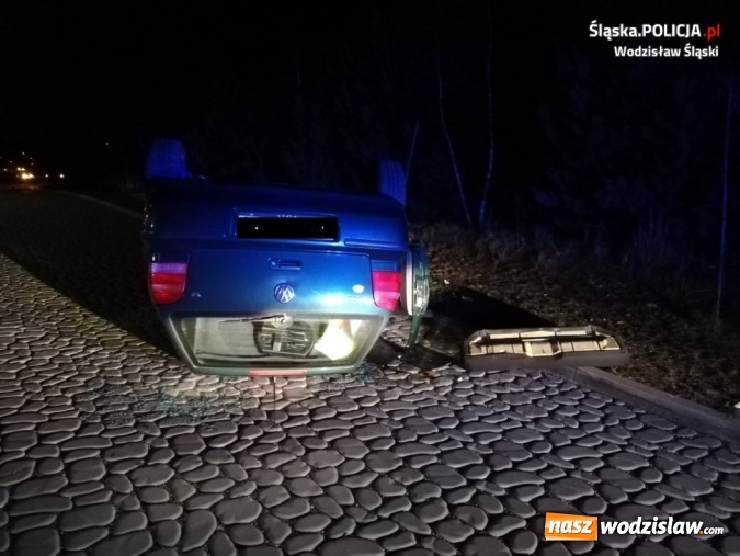 Zdjęcie w galerii na portalu naszwodzislaw.com: Nieboczowy. Poślizg nie do końca kontrolowany wiadomości z regionu