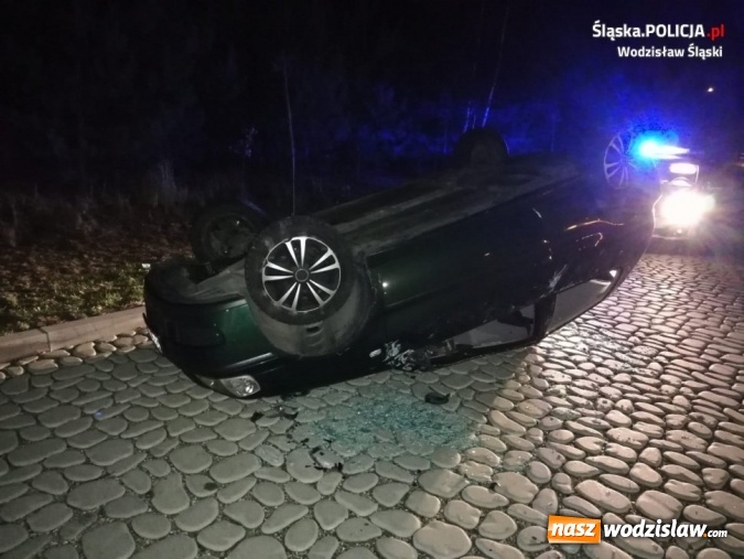 Zdjęcie w galerii na portalu naszwodzislaw.com: Nieboczowy. Poślizg nie do końca kontrolowany wiadomości z regionu