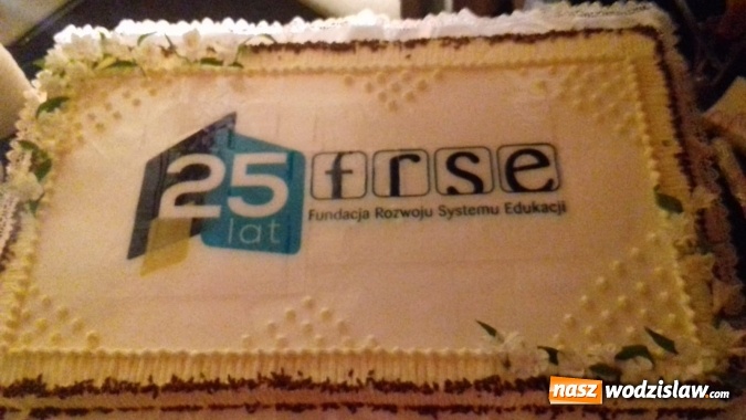 Zdjęcie w galerii na portalu naszwodzislaw.com: EDUisnpiratorzy są wśród nas. Sukces nauczycielki wodzisławskiego Ekonomika wiadomości z regionu