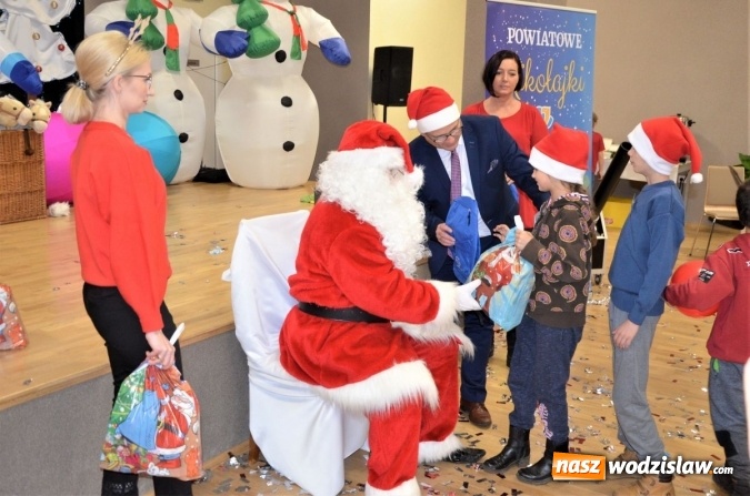 Zdjęcie w galerii na portalu naszwodzislaw.com: Powiatowe Mikołajki w Śnieżnej Krainie wiadomości z regionu