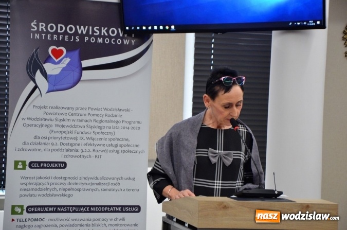 Zdjęcie w galerii na portalu naszwodzislaw.com: Telepomoc odpowiedzią na potrzeby społeczne wiadomości z regionu