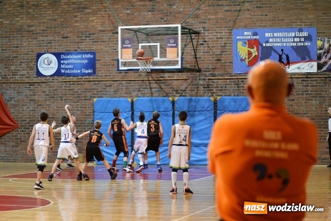 Zdjęcie w galerii na portalu naszwodzislaw.com: Koszykarze MKS Wodzisław pokonali Mistrza Śląska! wiadomości z regionu