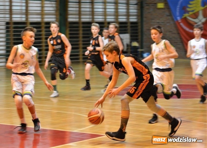 Zdjęcie w galerii na portalu naszwodzislaw.com: Koszykarze MKS Wodzisław pokonali Mistrza Śląska! wiadomości z regionu