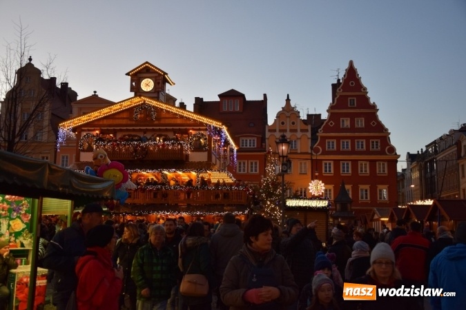 Zdjęcie w galerii na portalu naszwodzislaw.com: Jarmark Bożonarodzeniowy i zwiedzanie Wrocławia z GOKiR Mszana wiadomości z regionu