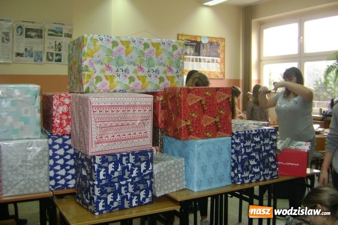 Zdjęcie w galerii na portalu naszwodzislaw.com: Szlachetna Paczka i akcja charytatywna na rzecz Mikołajka z Połomi wiadomości z regionu