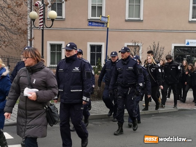 Zdjęcie w galerii na portalu naszwodzislaw.com: Biały marsz po raz drugi przeszedł ulicami Wodzisławia Śląskiego wiadomości z regionu