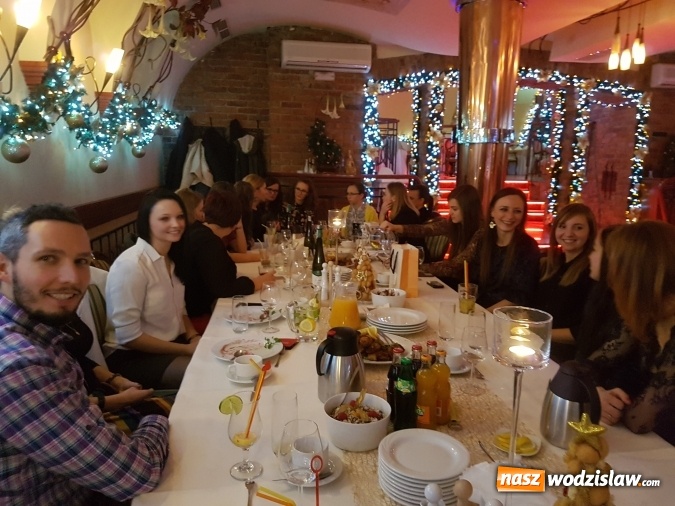Zdjęcie w galerii na portalu naszwodzislaw.com: Wigilijka w DenticaCenter wiadomości z regionu