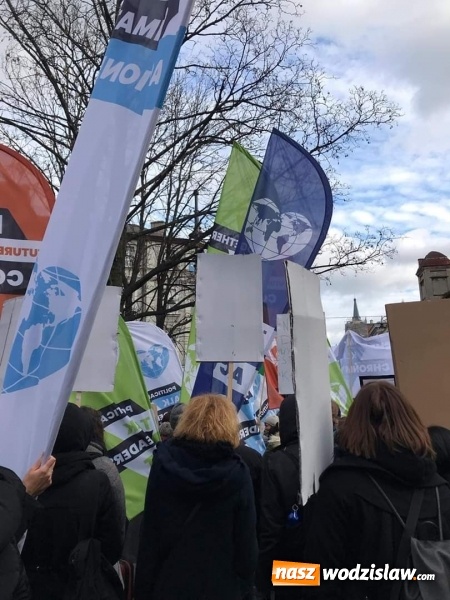 Zdjęcie w galerii na portalu naszwodzislaw.com: Skalniacy na Szczycie Klimatycznym #COP24 wiadomości z regionu