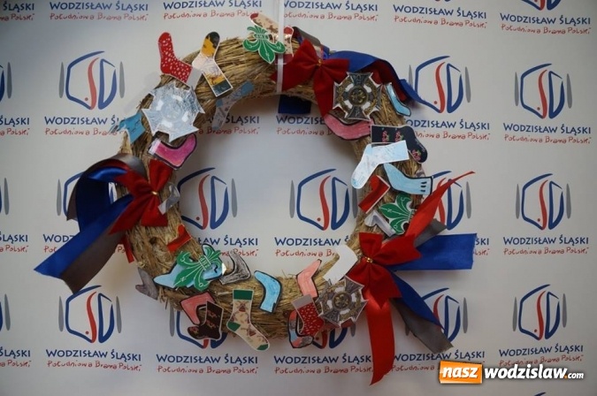Zdjęcie w galerii na portalu naszwodzislaw.com: Znamy zwycięzców konkursu na najpiękniejszy stroik wiadomości z regionu