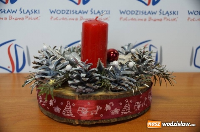 Zdjęcie w galerii na portalu naszwodzislaw.com: Znamy zwycięzców konkursu na najpiękniejszy stroik wiadomości z regionu