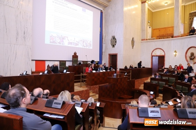 Zdjęcie w galerii na portalu naszwodzislaw.com: FAMI, czyli wsparcie dla cudzoziemców wiadomości z regionu