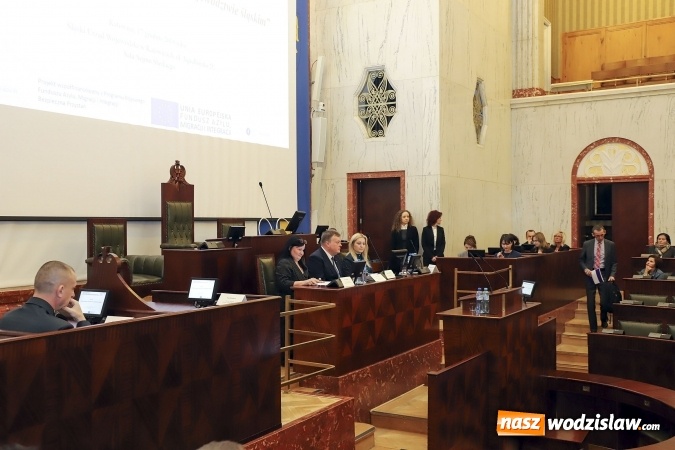 Zdjęcie w galerii na portalu naszwodzislaw.com: FAMI, czyli wsparcie dla cudzoziemców wiadomości z regionu