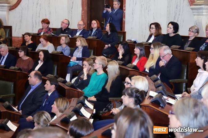 Zdjęcie w galerii na portalu naszwodzislaw.com: FAMI, czyli wsparcie dla cudzoziemców wiadomości z regionu