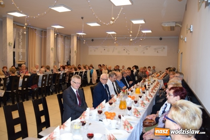 Zdjęcie w galerii na portalu naszwodzislaw.com: Wigilijne spotkanie członkiń Koła Gospodyń Wiejskich w GOKiR Mszana wiadomości z regionu