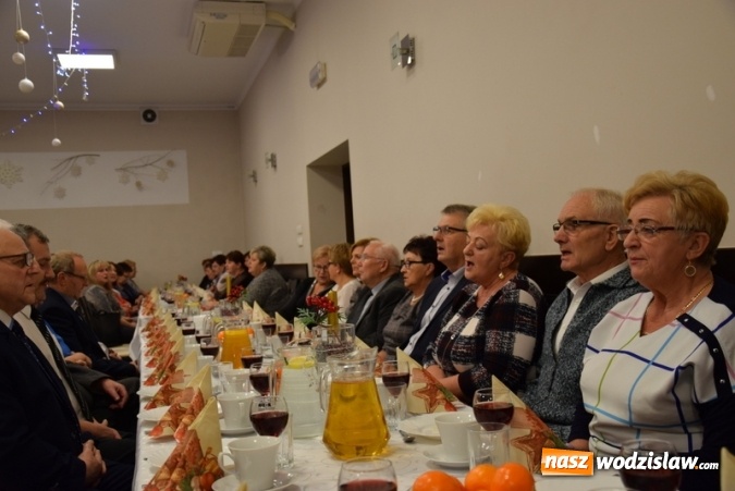 Zdjęcie w galerii na portalu naszwodzislaw.com: Wigilijne spotkanie członkiń Koła Gospodyń Wiejskich w GOKiR Mszana wiadomości z regionu