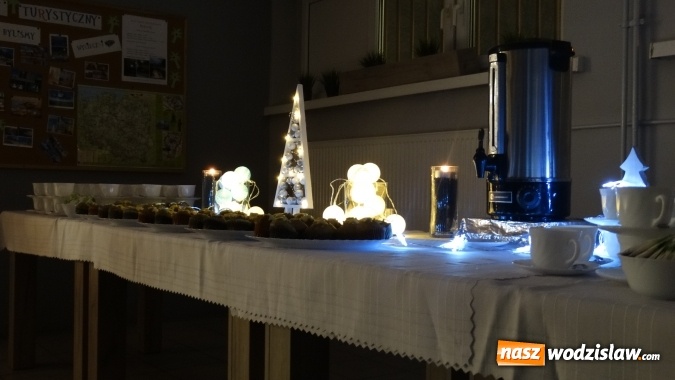 Zdjęcie w galerii na portalu naszwodzislaw.com: III koncert kolęd i pastorałek w wodzisławskim Ekonomiku wiadomości z regionu