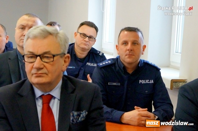 Zdjęcie w galerii na portalu naszwodzislaw.com: Wodzisławscy policjanci podsumowali rok 2018 wiadomości z regionu