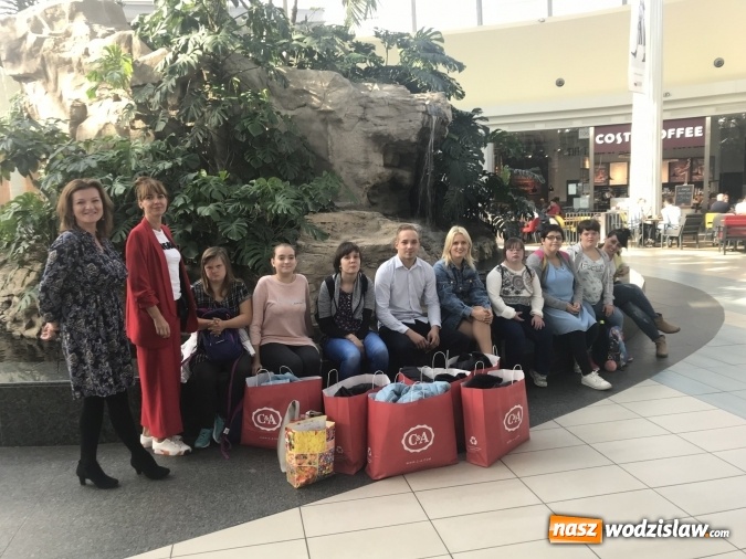 Zdjęcie w galerii na portalu naszwodzislaw.com: Dzień jak pudełko czekoladek… wiadomości z regionu