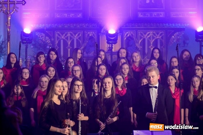 Zdjęcie w galerii na portalu naszwodzislaw.com: Wspaniały koncert w kościele WNMP w Wodzisławiu Śląskim wiadomości z regionu
