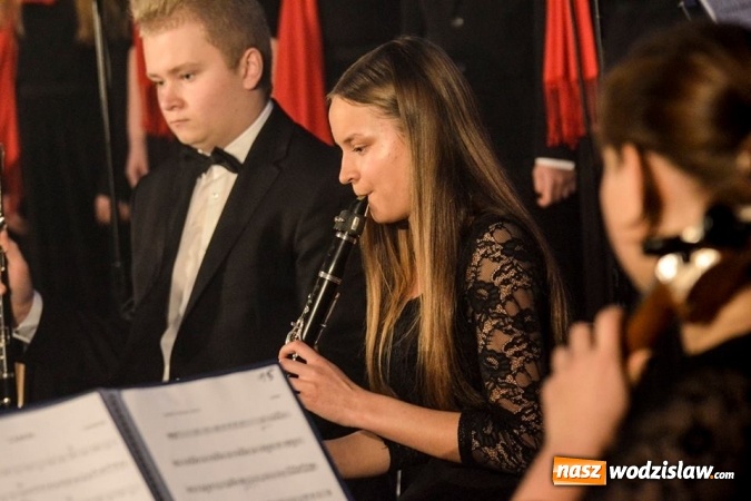 Zdjęcie w galerii na portalu naszwodzislaw.com: Wspaniały koncert w kościele WNMP w Wodzisławiu Śląskim wiadomości z regionu