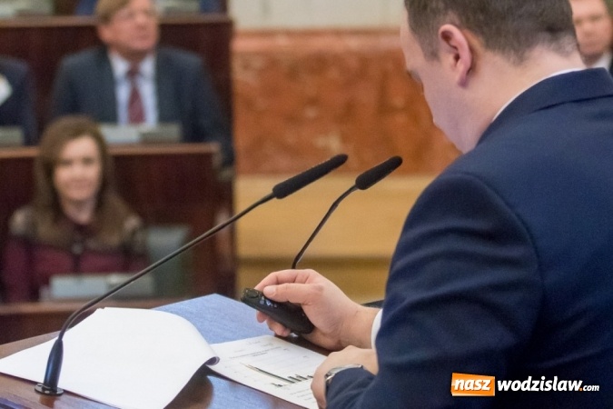 Zdjęcie w galerii na portalu naszwodzislaw.com: Uchwalono budżet województwa na rok 2019 wiadomości z regionu