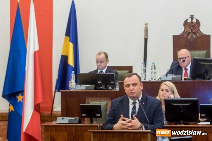 Zdjęcie w galerii na portalu naszwodzislaw.com: Uchwalono budżet województwa na rok 2019 wiadomości z regionu