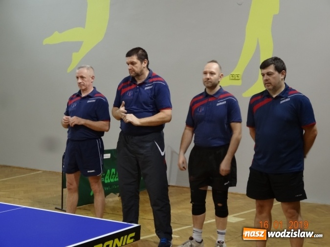 Zdjęcie w galerii na portalu naszwodzislaw.com: Pierwszy mecz i pierwsze zwycięstwo Relaksu wiadomości z regionu