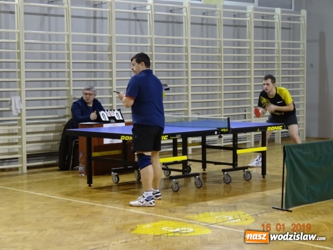 Zdjęcie w galerii na portalu naszwodzislaw.com: Pierwszy mecz i pierwsze zwycięstwo Relaksu wiadomości z regionu