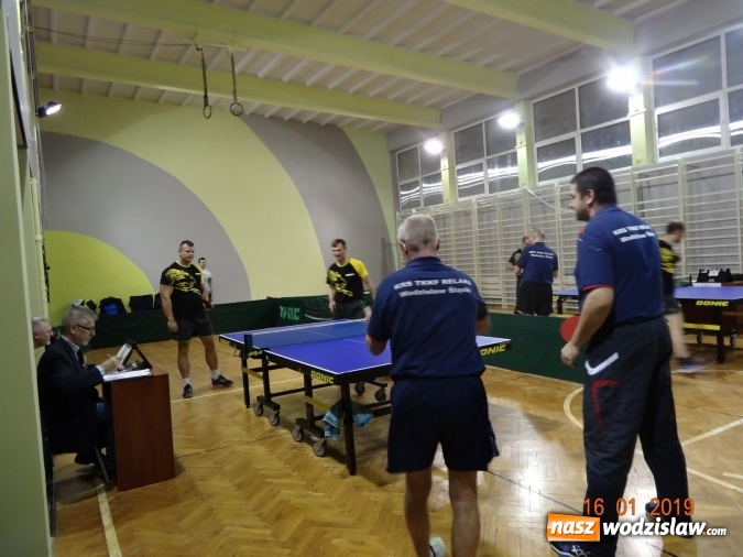 Zdjęcie w galerii na portalu naszwodzislaw.com: Pierwszy mecz i pierwsze zwycięstwo Relaksu wiadomości z regionu