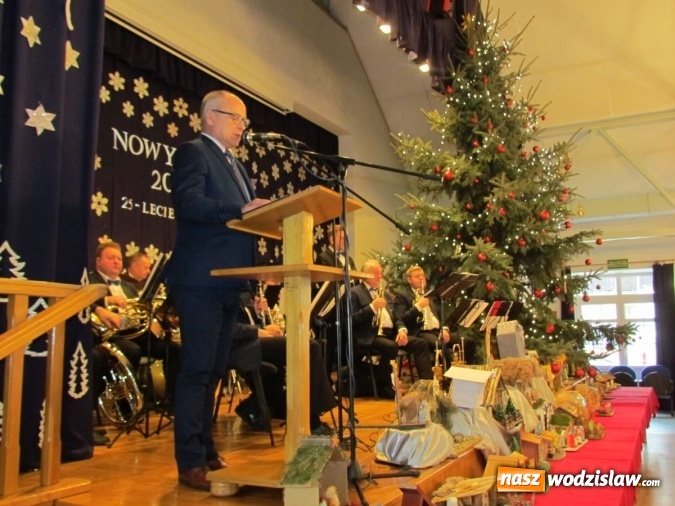 Zdjęcie w galerii na portalu naszwodzislaw.com: W gorzyckim DPS-ie noworocznie rozpoczęto 25-lecie działalności wiadomości z regionu