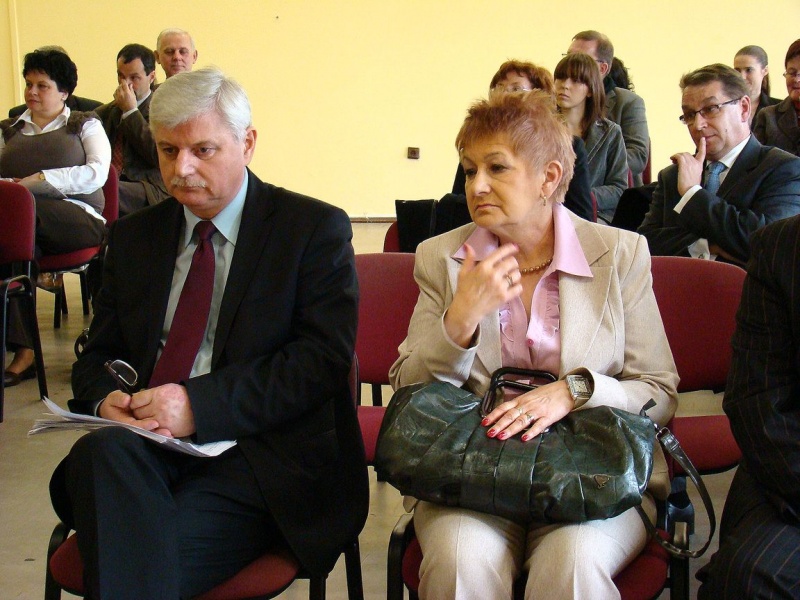 Zdjęcie w galerii na portalu naszwodzislaw.com: Na AHE dyskutowali o reformie wiadomości z regionu