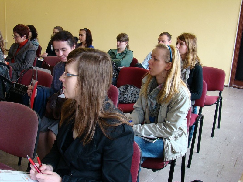 Zdjęcie w galerii na portalu naszwodzislaw.com: Na AHE dyskutowali o reformie wiadomości z regionu