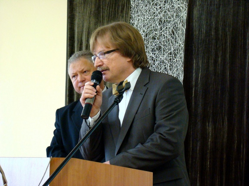 Zdjęcie w galerii na portalu naszwodzislaw.com: Na AHE dyskutowali o reformie wiadomości z regionu