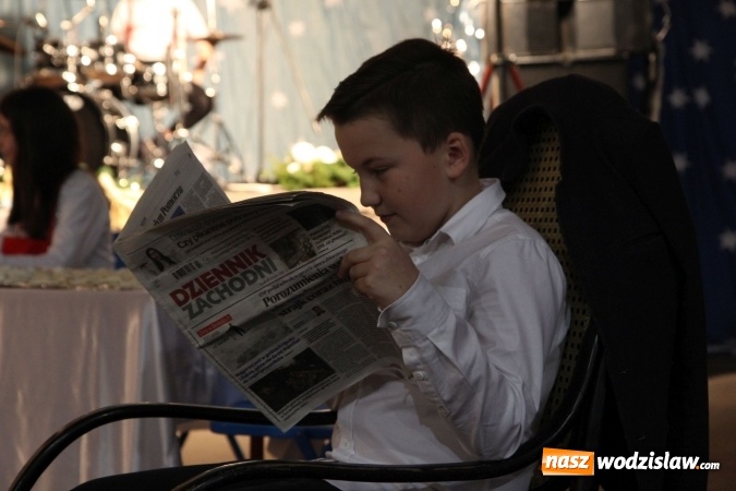 Zdjęcie w galerii na portalu naszwodzislaw.com: Wyjątkowy jubileuszowy koncert noworoczny w szkole w Lubomi wiadomości z regionu