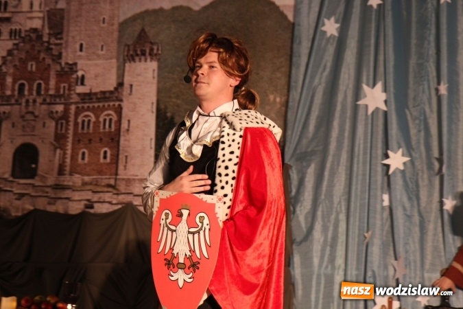 Zdjęcie w galerii na portalu naszwodzislaw.com: Wyjątkowy jubileuszowy koncert noworoczny w szkole w Lubomi wiadomości z regionu