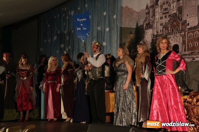 Zdjęcie w galerii na portalu naszwodzislaw.com: Wyjątkowy jubileuszowy koncert noworoczny w szkole w Lubomi wiadomości z regionu