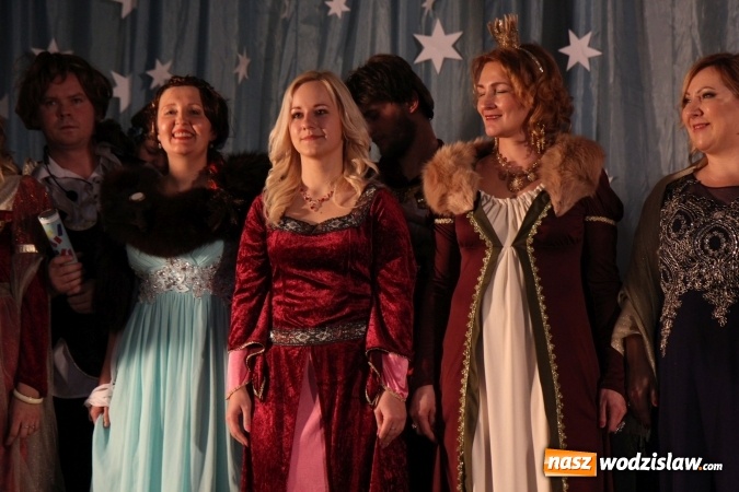 Zdjęcie w galerii na portalu naszwodzislaw.com: Wyjątkowy jubileuszowy koncert noworoczny w szkole w Lubomi wiadomości z regionu