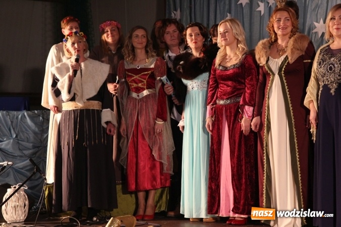 Zdjęcie w galerii na portalu naszwodzislaw.com: Wyjątkowy jubileuszowy koncert noworoczny w szkole w Lubomi wiadomości z regionu