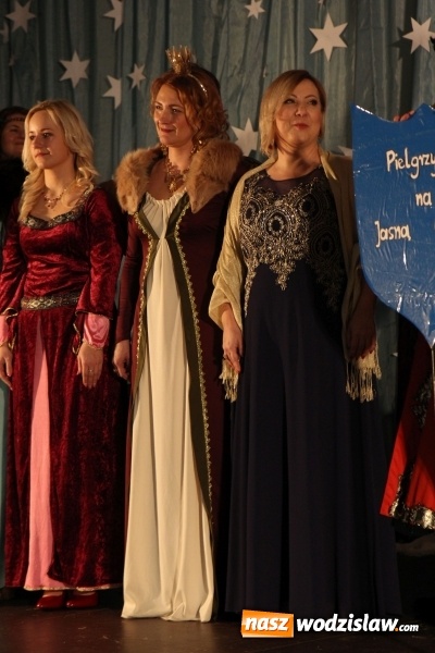 Zdjęcie w galerii na portalu naszwodzislaw.com: Wyjątkowy jubileuszowy koncert noworoczny w szkole w Lubomi wiadomości z regionu