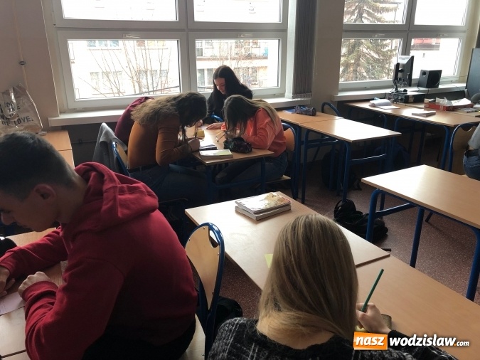 Zdjęcie w galerii na portalu naszwodzislaw.com: Wodzisławscy Ekonomiści przeciw nienawiści wiadomości z regionu