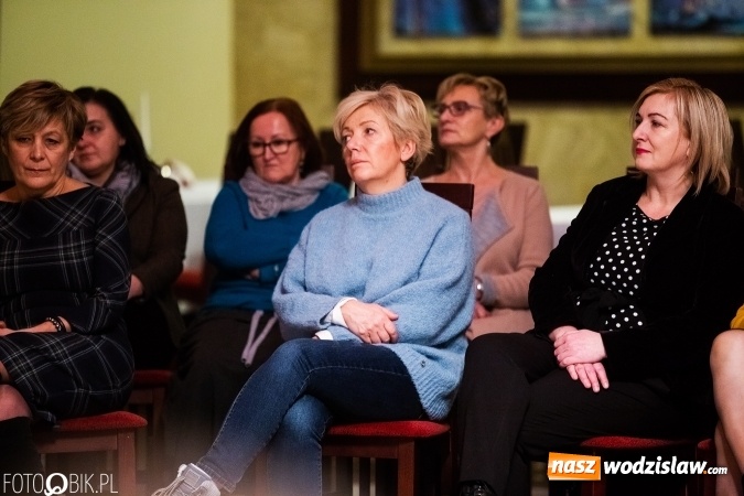 Zdjęcie w galerii na portalu naszwodzislaw.com: #Sprawa Polek. Regionalne spotkanie kobiet w Rzuchowie wiadomości z regionu