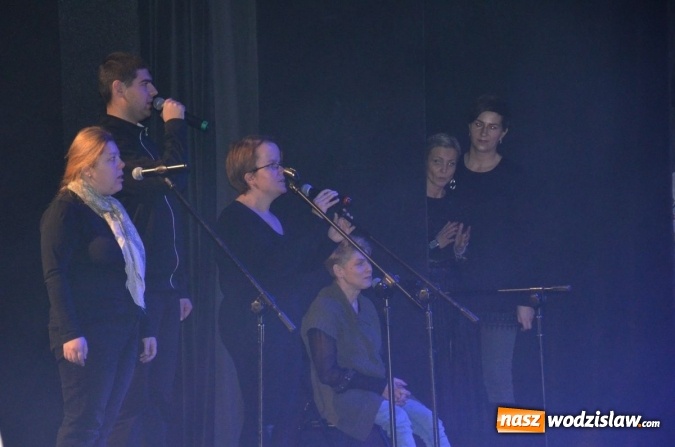 Zdjęcie w galerii na portalu naszwodzislaw.com: Karaoke w rytmie folku w WCK wiadomości z regionu