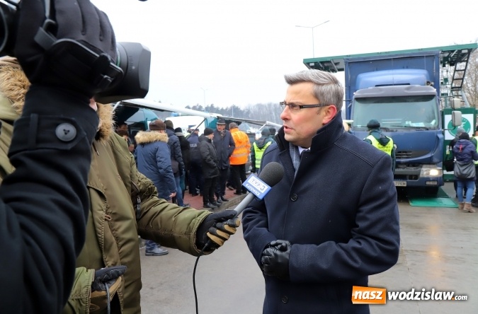 Zdjęcie w galerii na portalu naszwodzislaw.com: Na śląskich drogach pojawił się zielony TRANSFORMERS wiadomości z regionu