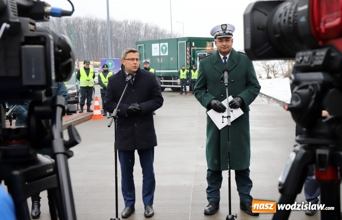 Zdjęcie w galerii na portalu naszwodzislaw.com: Na śląskich drogach pojawił się zielony TRANSFORMERS wiadomości z regionu