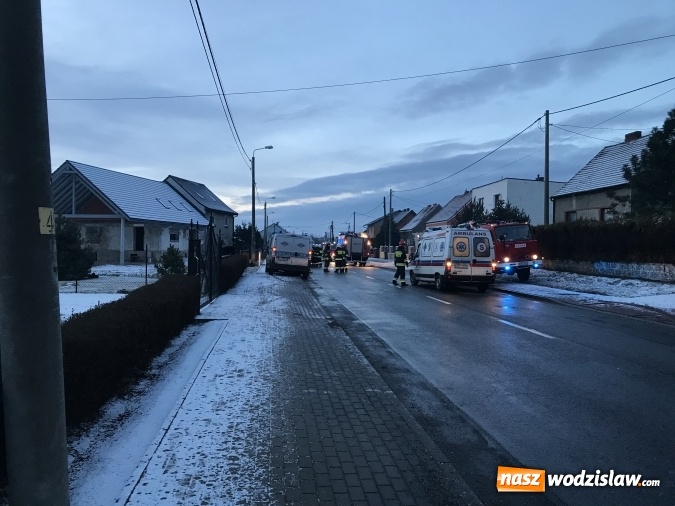 Zdjęcie w galerii na portalu naszwodzislaw.com: Pięć osób w szpitalu po wypadku audi z powiatu wodzisławskiego. Młodzi ludzie wracali z imprezy urodzinowej  wiadomości z regionu