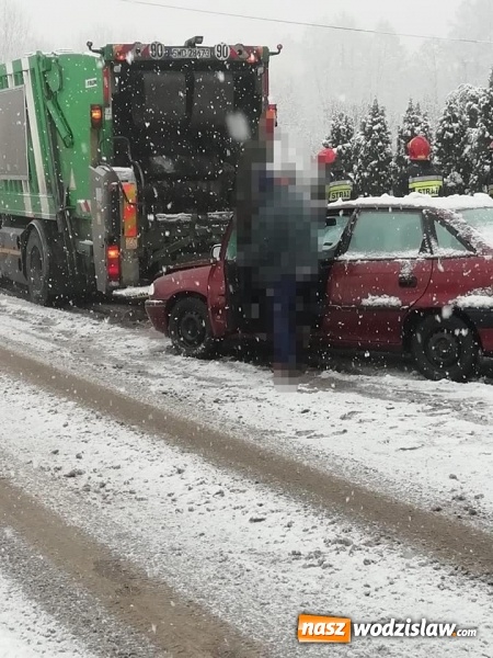 Zdjęcie w galerii na portalu naszwodzislaw.com: Znów spadł śnieg. Wodzisławska policja apeluje o ostrożność wiadomości z regionu