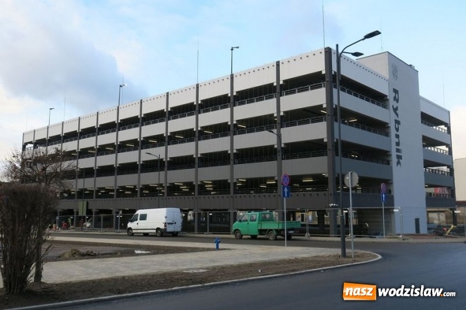 Zdjęcie w galerii na portalu naszwodzislaw.com: W lutym w Rybniku otworzą parking wielopoziomowy. Opłaty za postój mogą zaskakiwać  wiadomości z regionu